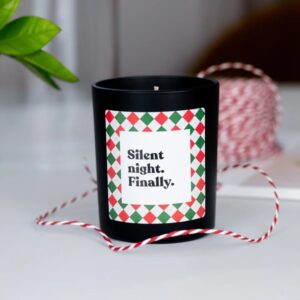 Ett doftljus med jultema